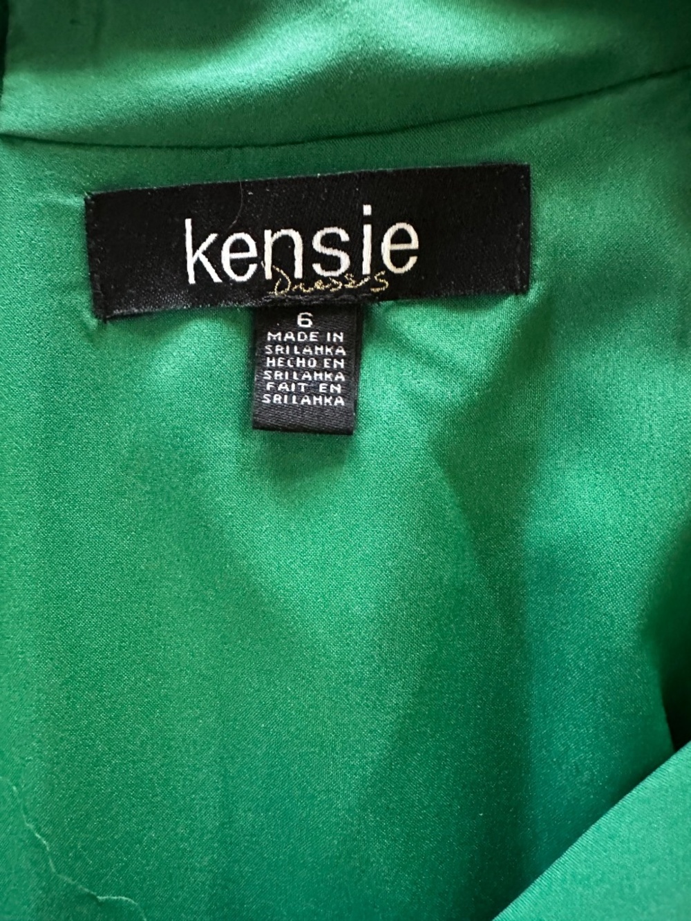 Stunning Kelly Green Kensie Dress.  PERFECT for a Summer Wedding! - Picture 7 of 7
